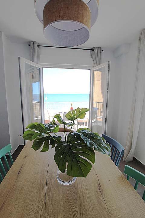 과다마르델세게라 Apartamento Primera Linea Playa Centro De Guardamar 아파트 외부 사진